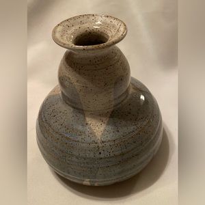 Gorgeous Signed Pottery Vase